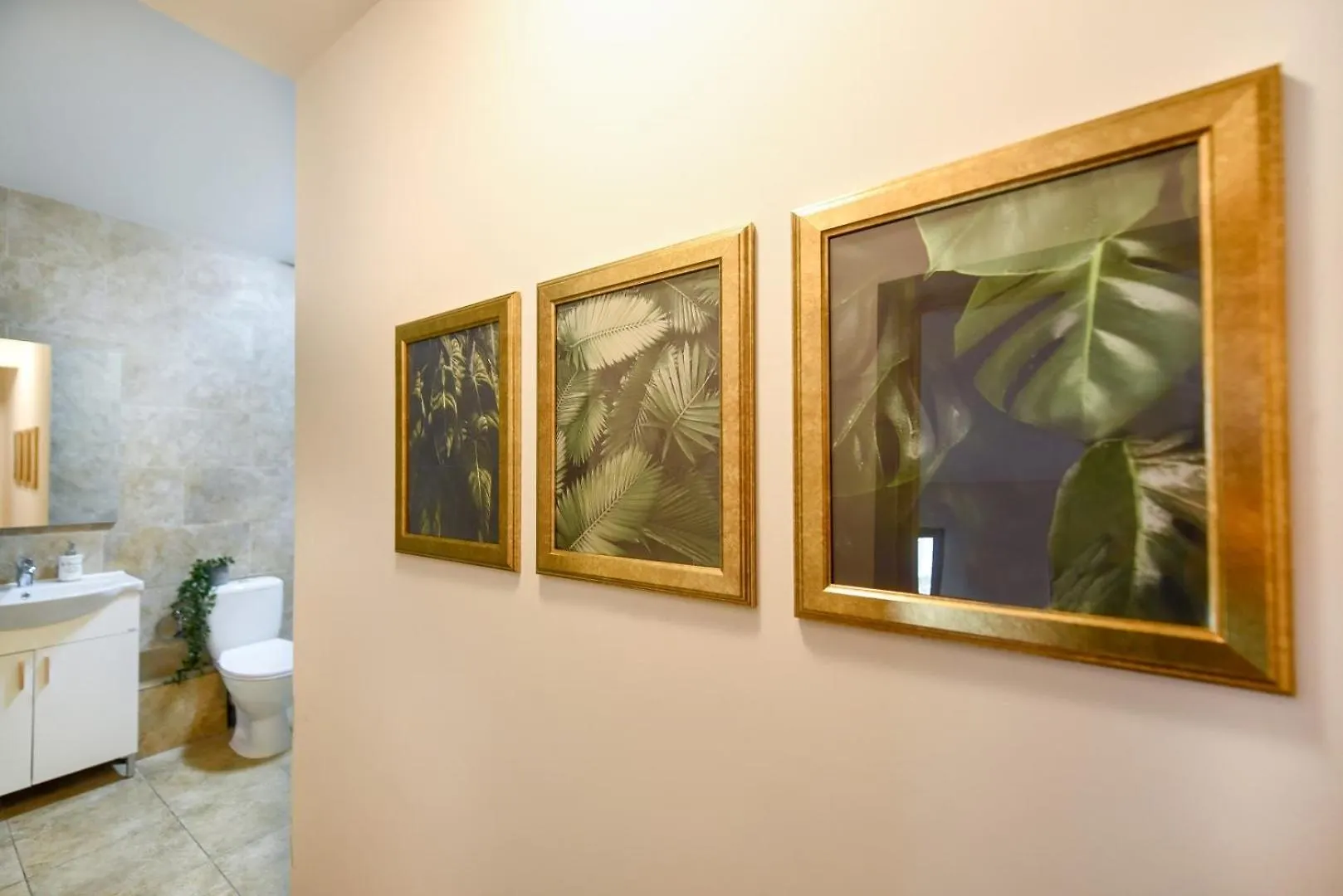 Apartamento Historic Charm, Modern Comfort - Accommodation In The Heart Of The Old Town Bucarest